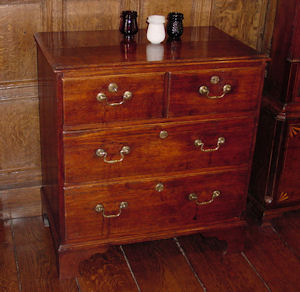chest of drawers 338