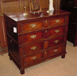 chest of drawers 349